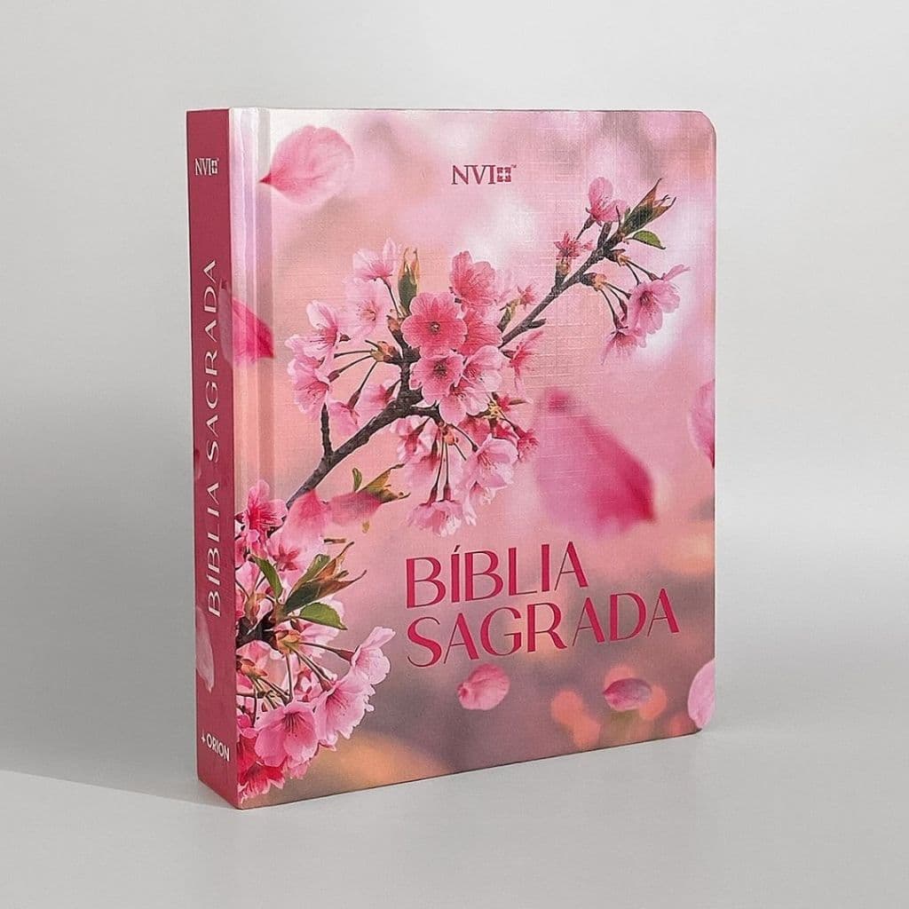 Bíblia Capa Dura Flor de Cerejeira A bíblia da Mulher Moderna Versão NVI Presente Cristão Perfeito